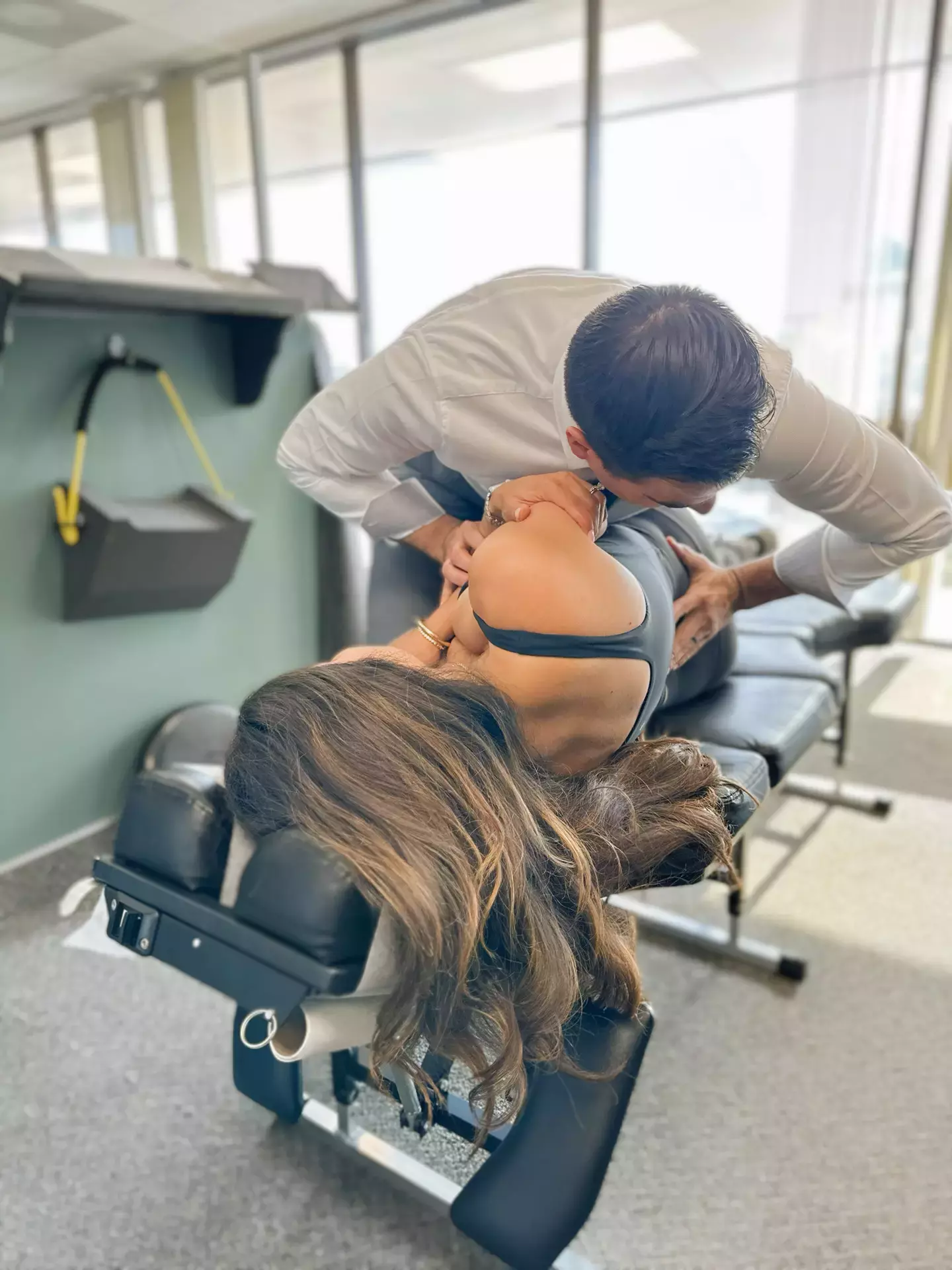 Chiropractor in Costa Mesa, CA